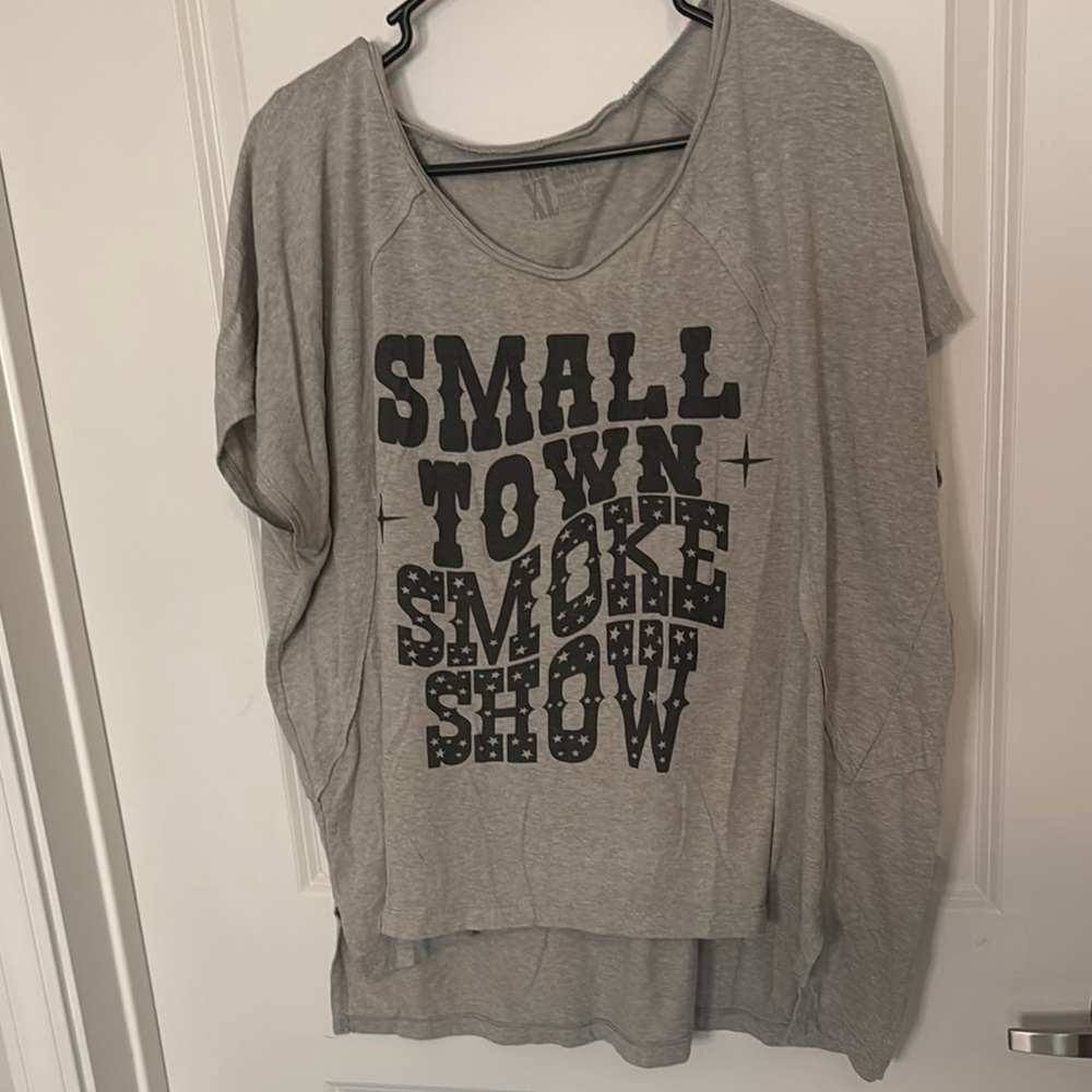 Gray Graphic Women's Top